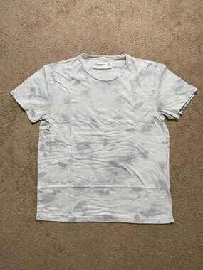 Abercrombie & Fitch Floral Leaf Graphic T-Shirt